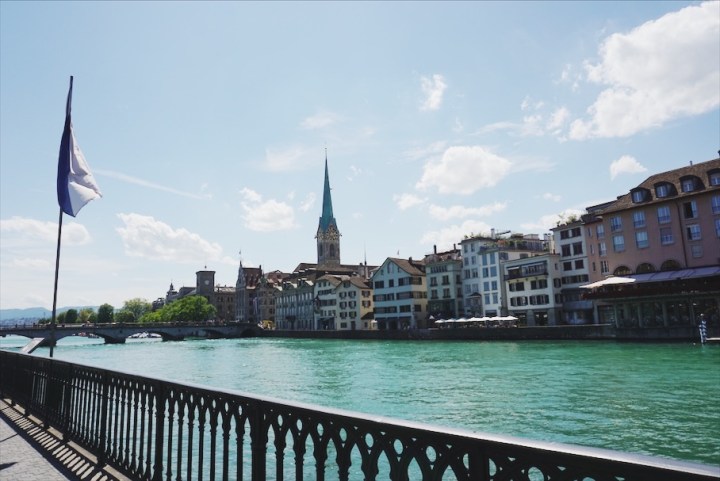 907C1E9C-29D3-4AEF-917E-372B51C94D3A